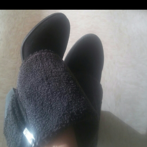 Trending! Ankle Boots NWOT⭐ - Picture 2 of 3